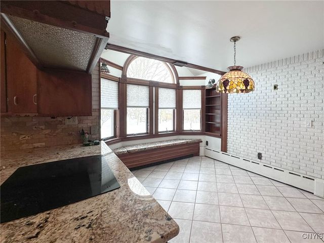 319 Winchester Drive, New Hartford, NY 13413