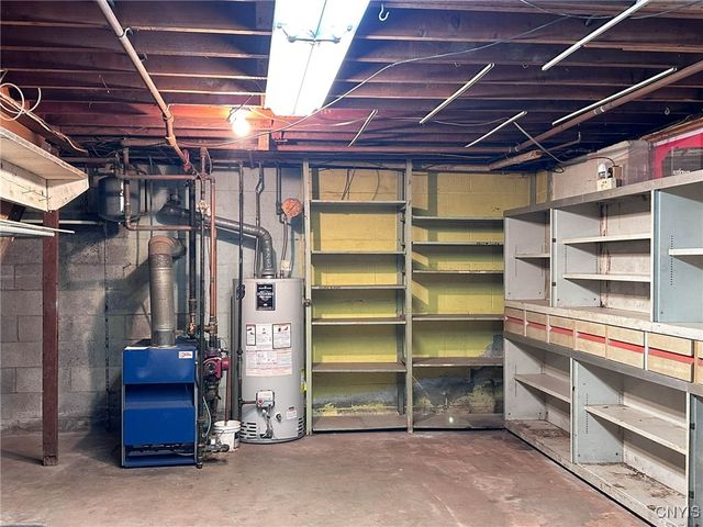 319 Winchester Drive, New Hartford, NY 13413