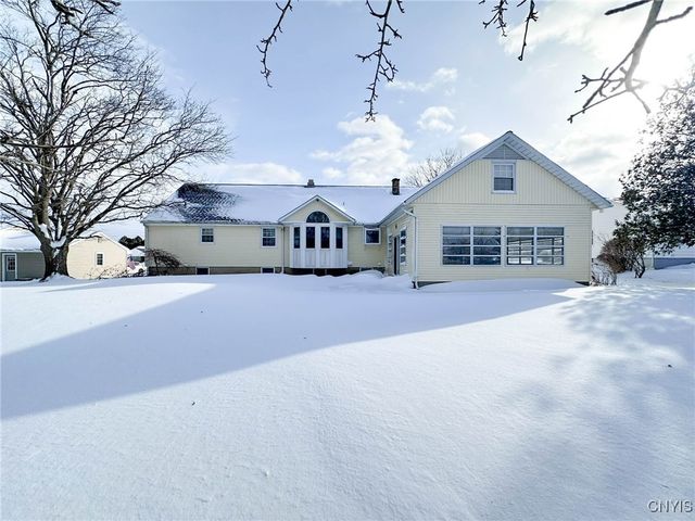 319 Winchester Drive, New Hartford, NY 13413