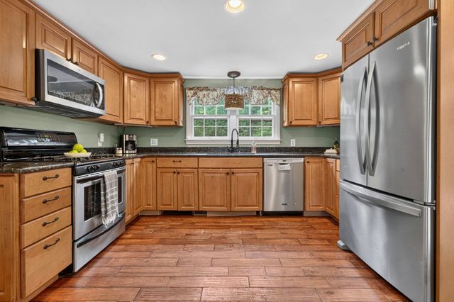 105 Main St, Newbury, MA 01922