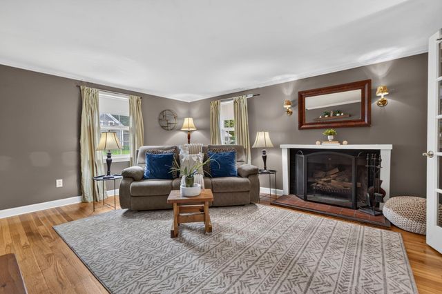 105 Main St, Newbury, MA 01922