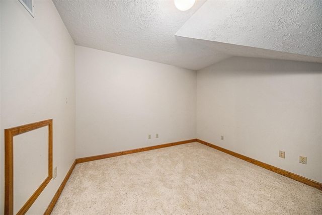 5501 Donavon Drive, Jackson, MI 49201