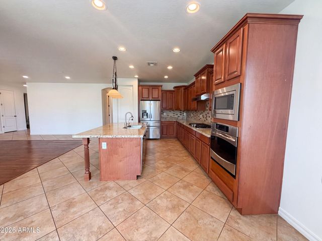 11 W CANYON Way, Chandler, AZ 85248