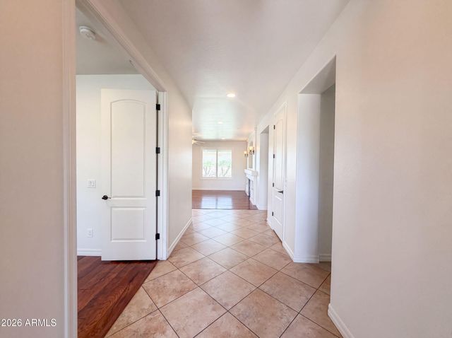 11 W CANYON Way, Chandler, AZ 85248