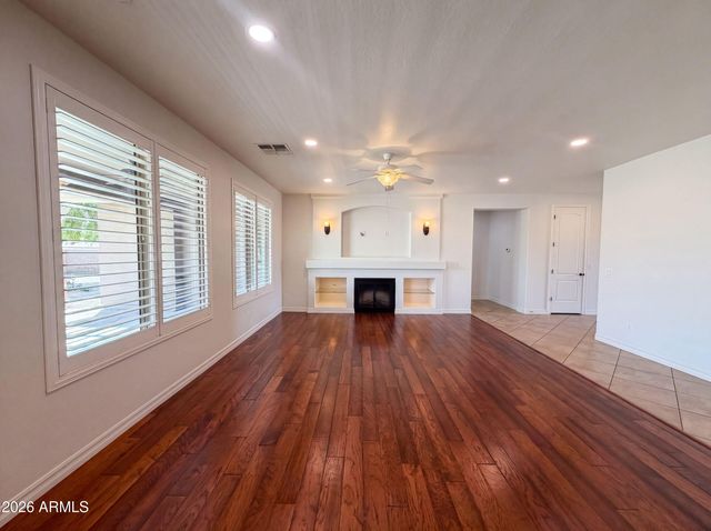 11 W CANYON Way, Chandler, AZ 85248