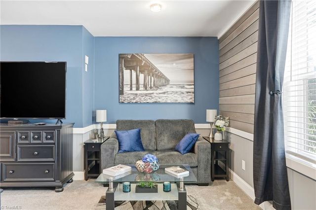 2610 Riverside Drive, Lexington, NC 27292