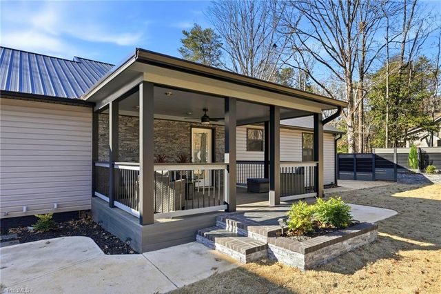 2610 Riverside Drive, Lexington, NC 27292