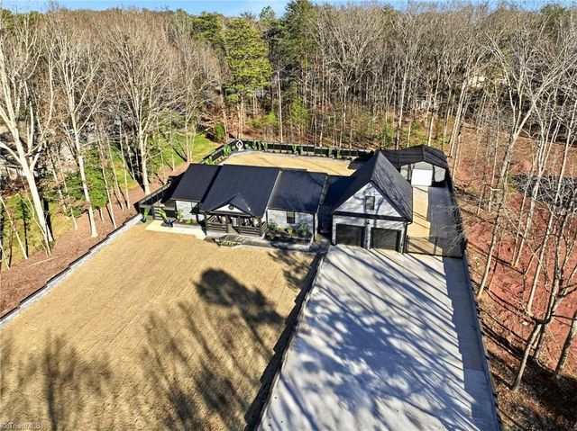 2610 Riverside Drive, Lexington, NC 27292