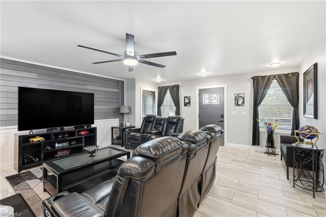 2610 Riverside Drive, Lexington, NC 27292