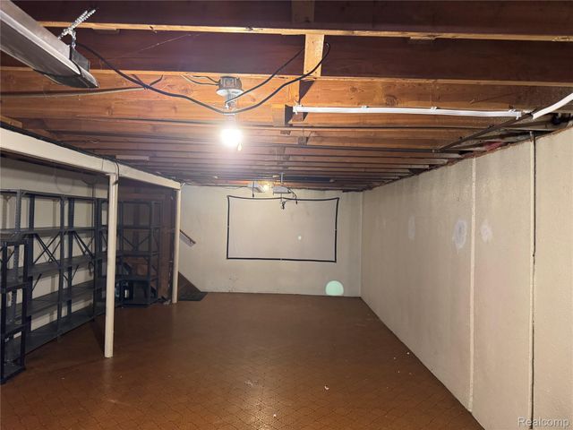 37502 Ladywood Street, Livonia, MI 48154