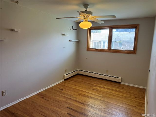 37502 Ladywood Street, Livonia, MI 48154