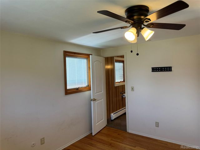 37502 Ladywood Street, Livonia, MI 48154