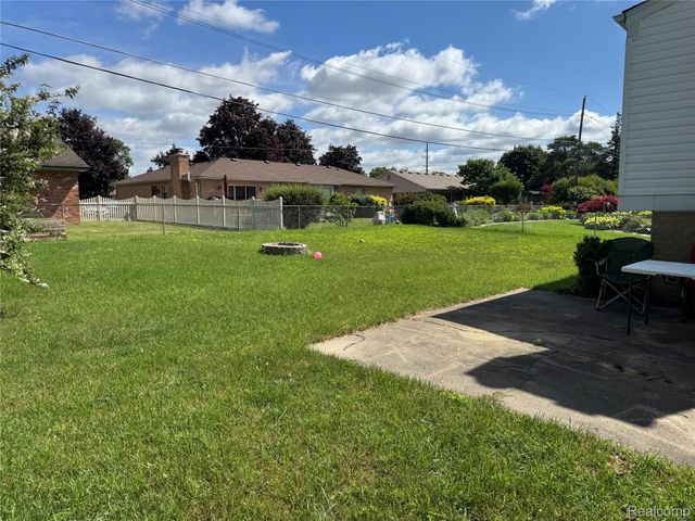37502 Ladywood Street, Livonia, MI 48154