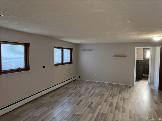 37502 Ladywood Street, Livonia, MI 48154