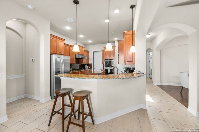 24510 Via Vizcaya, San Antonio, TX 78260