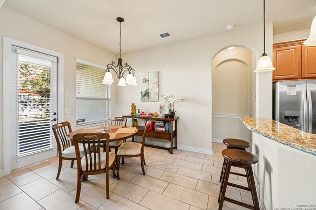 24510 Via Vizcaya, San Antonio, TX 78260