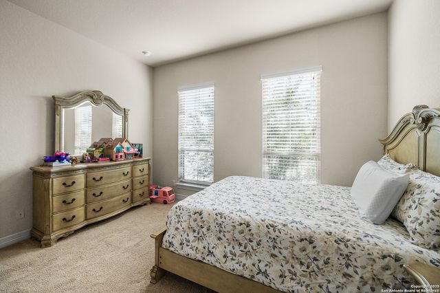 24510 Via Vizcaya, San Antonio, TX 78260