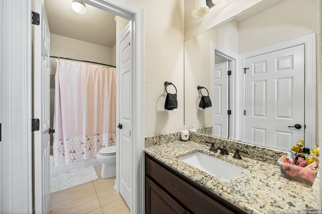 24510 Via Vizcaya, San Antonio, TX 78260