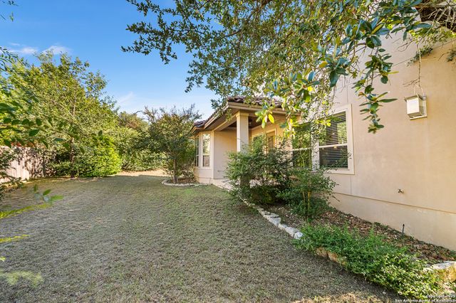 24510 Via Vizcaya, San Antonio, TX 78260