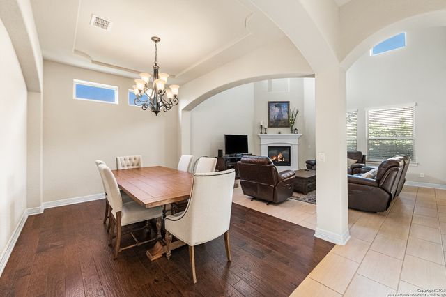 24510 Via Vizcaya, San Antonio, TX 78260