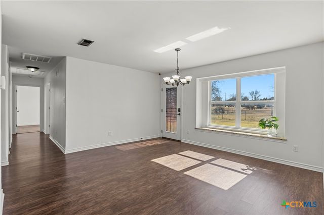 519 Pleasant View Road, Troy, TX 76579