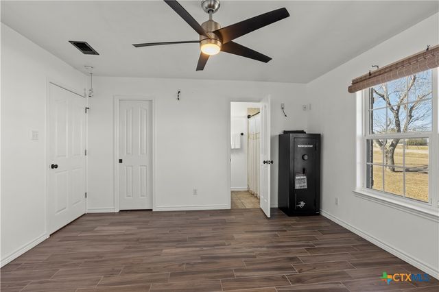 519 Pleasant View Road, Troy, TX 76579