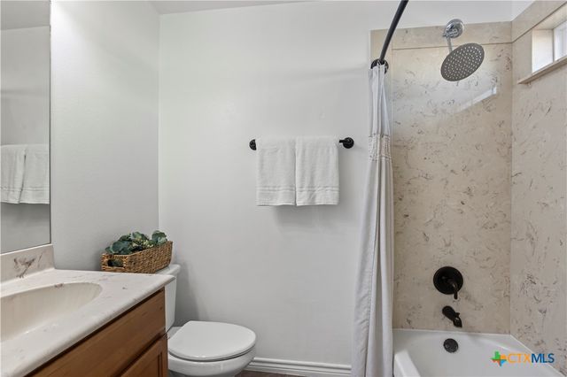 519 Pleasant View Road, Troy, TX 76579