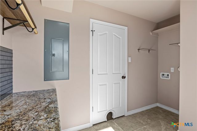 519 Pleasant View Road, Troy, TX 76579