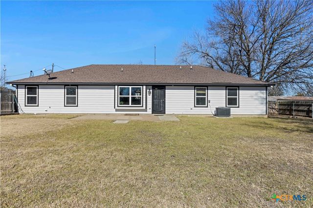 519 Pleasant View Road, Troy, TX 76579