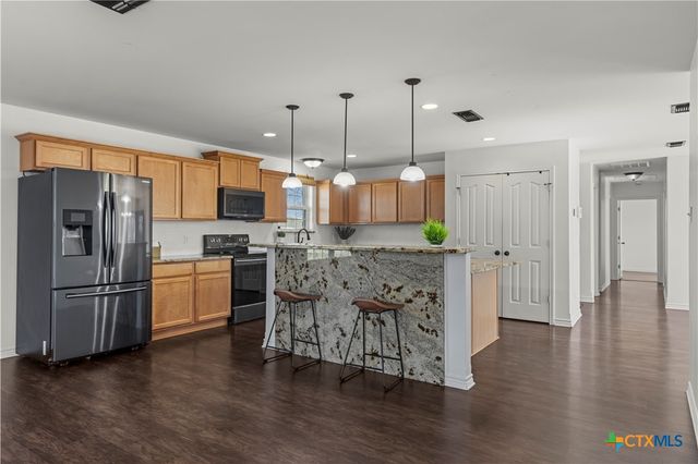 519 Pleasant View Road, Troy, TX 76579