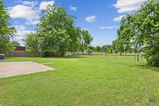 519 Pleasant View Road, Troy, TX 76579