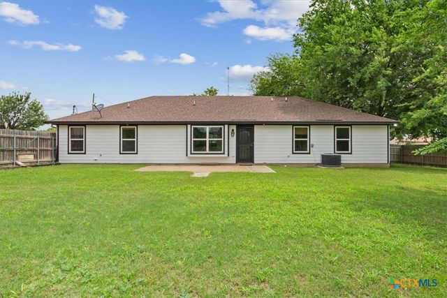 519 Pleasant View Road, Troy, TX 76579