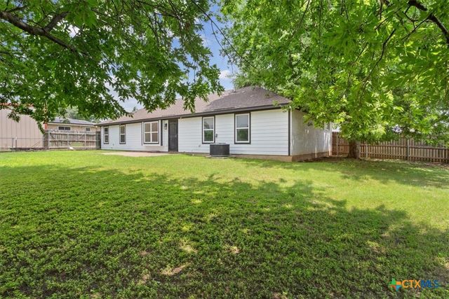 519 Pleasant View Road, Troy, TX 76579