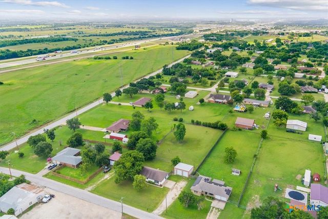 519 Pleasant View Road, Troy, TX 76579