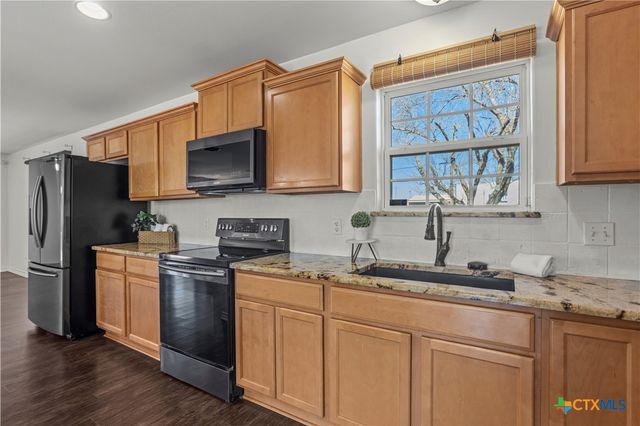 519 Pleasant View Road, Troy, TX 76579