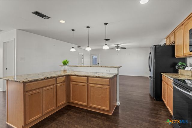 519 Pleasant View Road, Troy, TX 76579