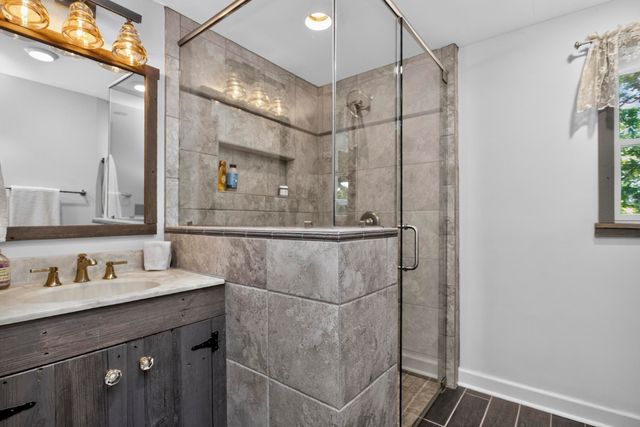1234 Jefferson Davis Dr, Brentwood, TN 37027
