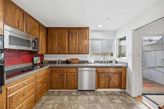1604 2nd Street 1F, Long Beach, CA 90802