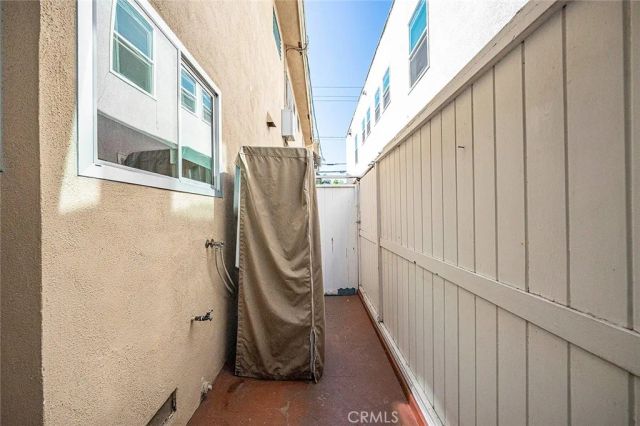 1604 2nd Street 1F, Long Beach, CA 90802