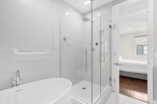 1738 S Indiana Avenue, Chicago, IL 60616