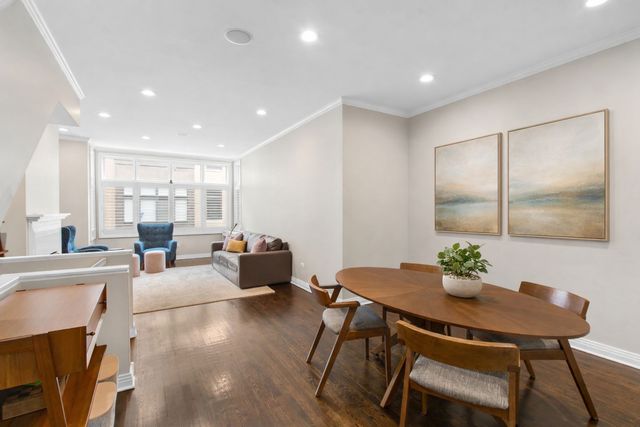 1738 S Indiana Avenue, Chicago, IL 60616