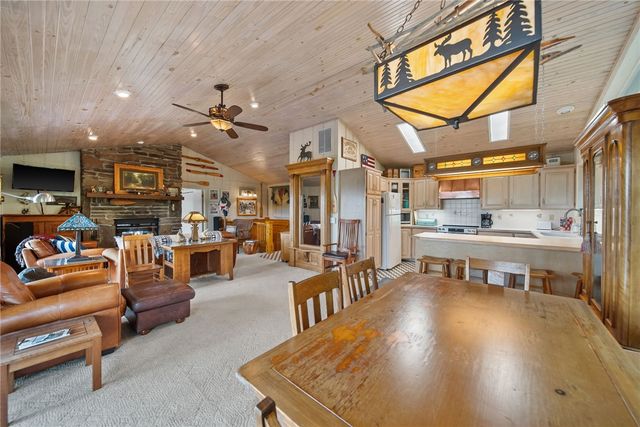 11390 Oak Leaf Circle, Garfield, AR 72732