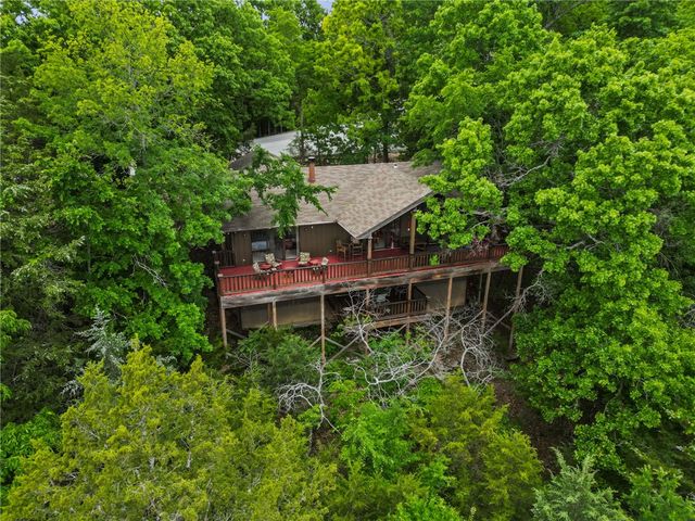 11390 Oak Leaf Circle, Garfield, AR 72732