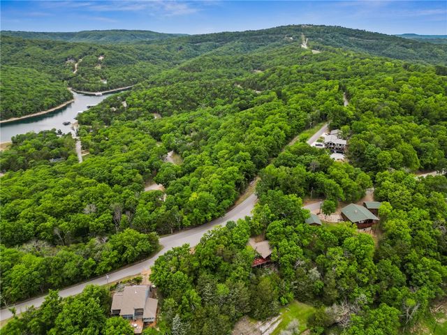 11390 Oak Leaf Circle, Garfield, AR 72732