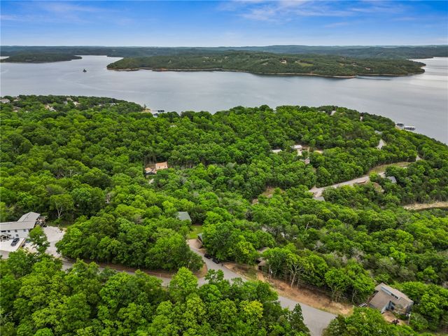 11390 Oak Leaf Circle, Garfield, AR 72732