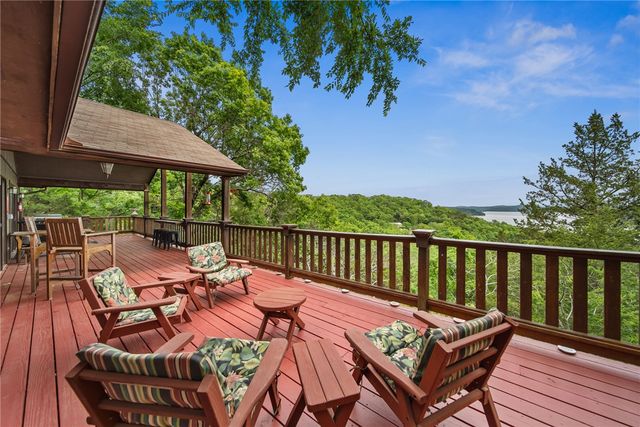 11390 Oak Leaf Circle, Garfield, AR 72732