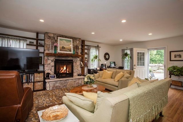 437 North Street, Bridgewater, MA 02324