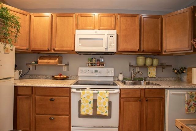 437 North Street, Bridgewater, MA 02324