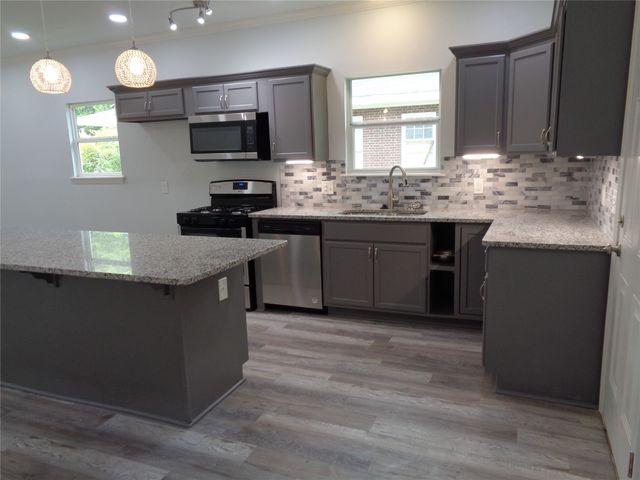 608 Erie Street, Shreveport, LA 71106