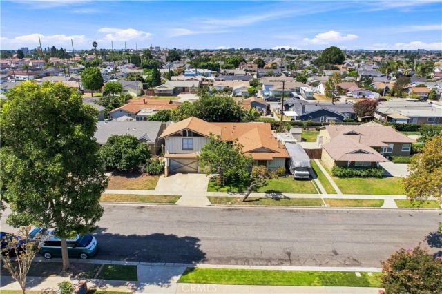 6222 Chickasaw Dr, Westminster, CA 92683